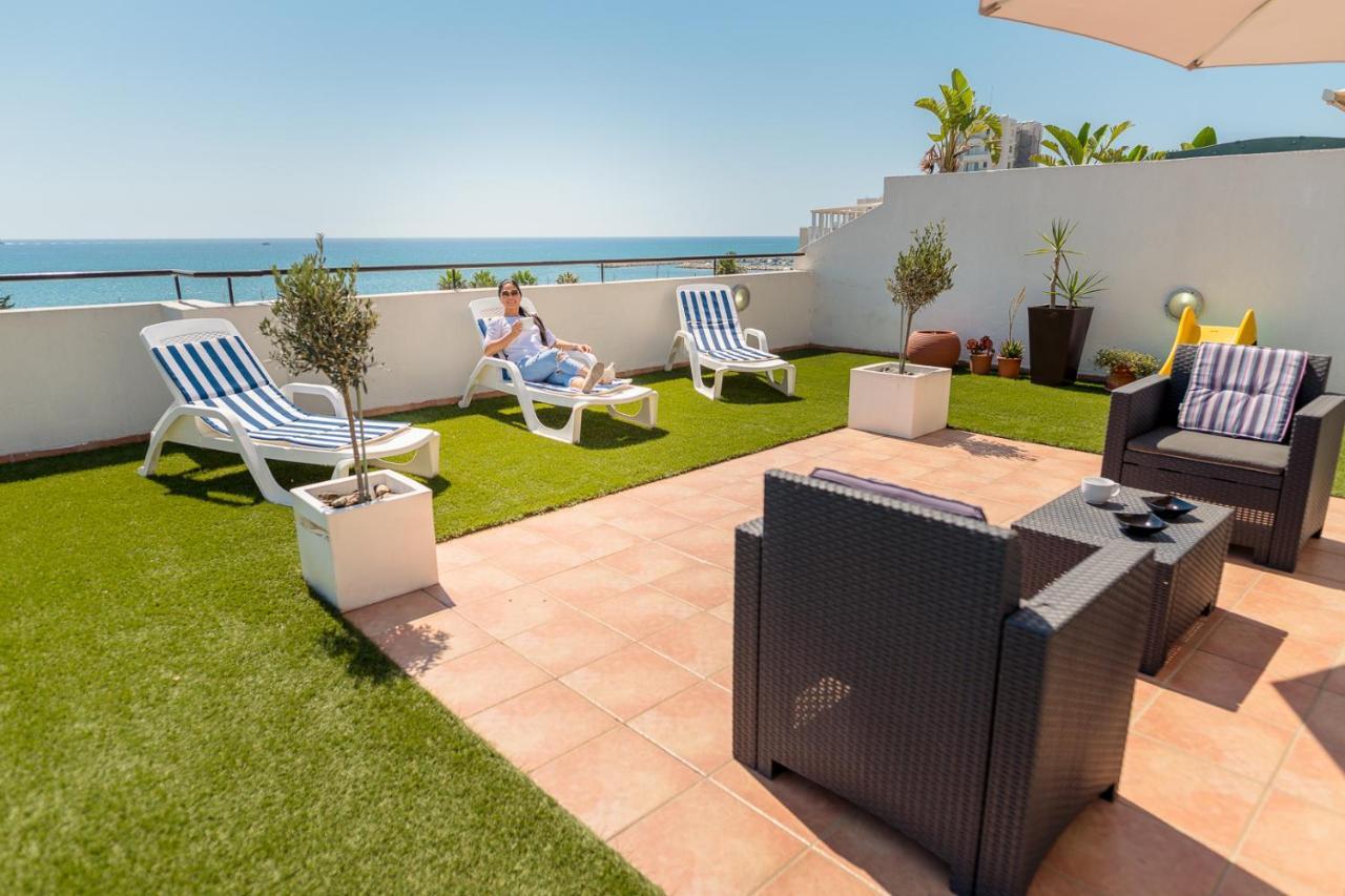 ラルナカMakenzy Seaview Penthouseアパートメント エクステリア 写真